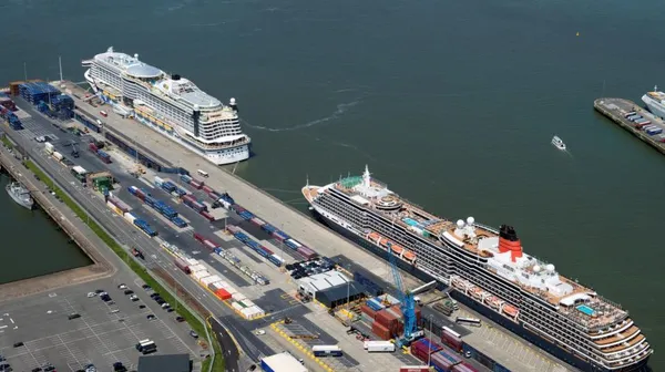 1772850633-MBZ 201606084018_cruise (Large)